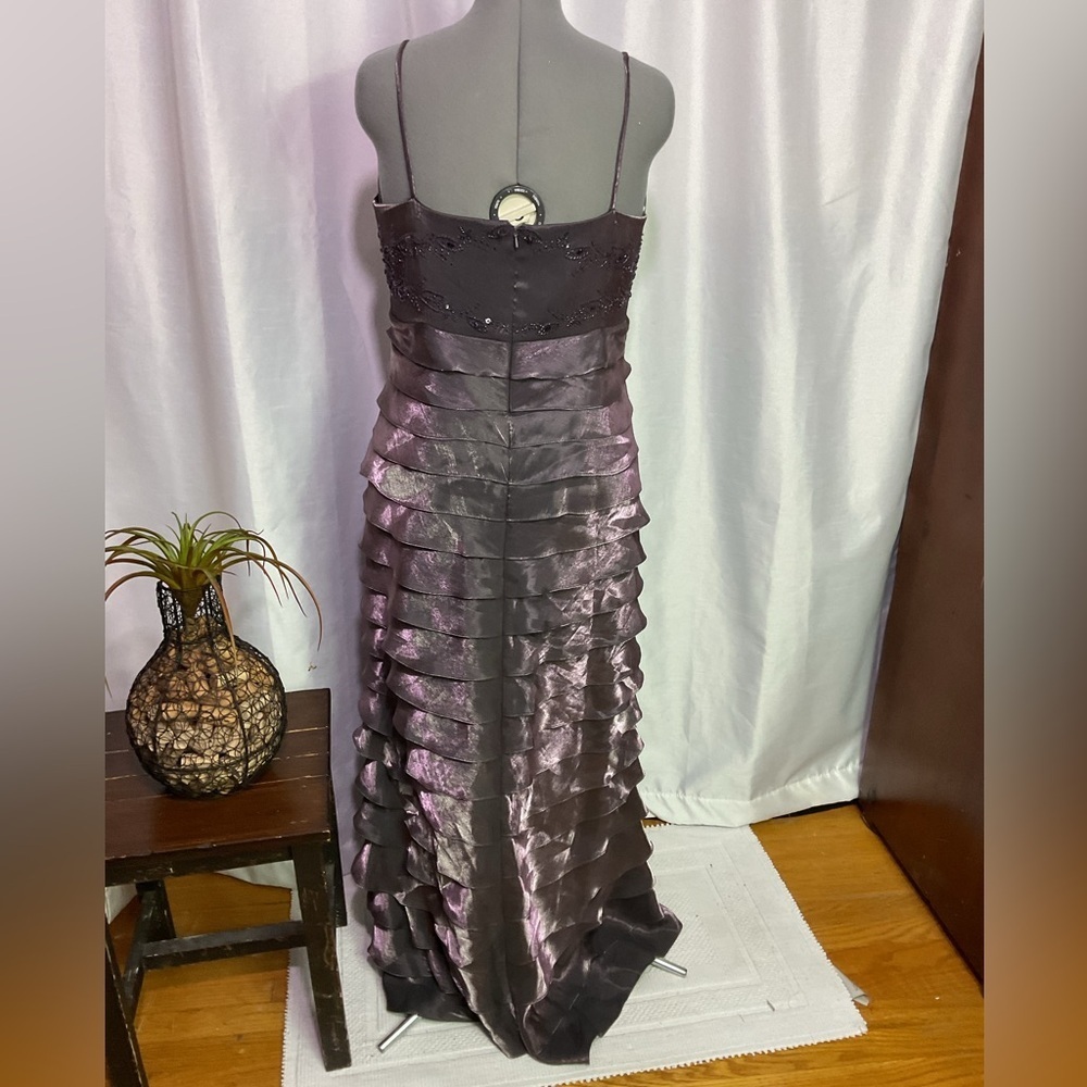 Alex Evenings 2pc Tiered Sheath Dress
With Metallic Jacquard Jacket - Picture 10 of 15